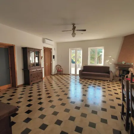 Апартаменты La Casa Di Flora *